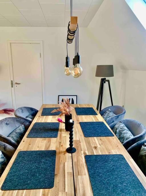 Big Villa In Stege Near Mons Klint With Trampolin Екстериор снимка